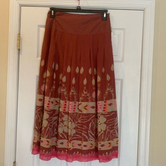 central park Dresses & Skirts - 100% silk boholaggin style skirt size 6